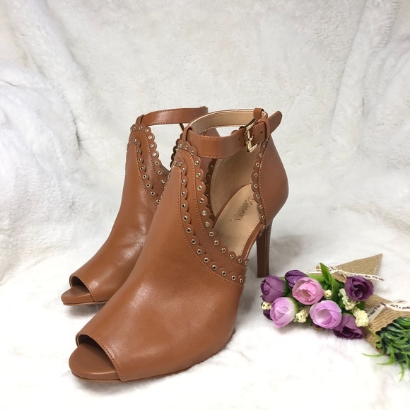 Michael Kors Shoes - Michael Kors Luggage Jessie Ankle Strap Sandal